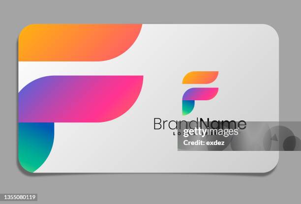 buchstabe f logo auf visitenkarte - f stock-grafiken, -clipart, -cartoons und -symbole