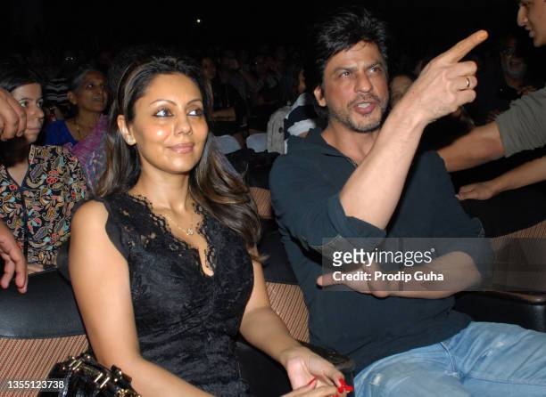 Gauri Khan and Shah Rukh Khan attend Shiamak Davar's 'Summer Funk' show on June 02,2012 in Mumbai, India