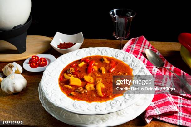 close-up of food on table - soße 個照片及圖片檔