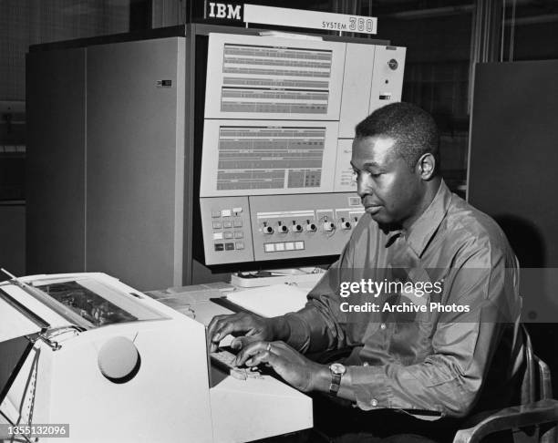 Ibm Computer System 368 Ibm System Stock Photos, High-Res Pictures, and Images - Getty Images