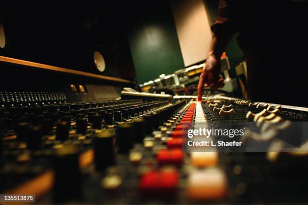 recording studio - recording studio stockfoto's en -beelden
