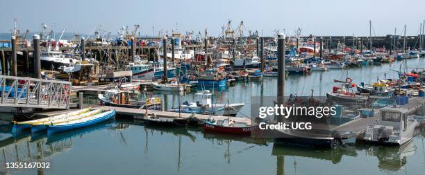 Newlyn, Cornwall, England, UK, Newlyn fishing port largest in England, fishing and leisure, vessels in the harbor,.