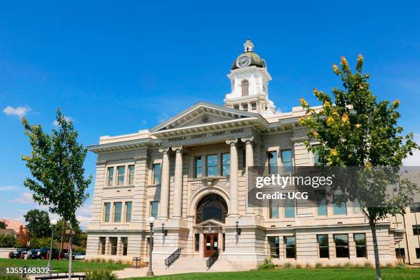 Missoula County courthouse in downtown Missoula Montana, Missoula is a city of about 75, 000 people in western Montana.