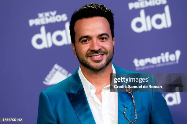 Luis Fonsí attends 'Cadena Dial' Awards 2021 at Recinto Ferial Santa Cruz de Tenerife on November 23, 2021 in Tenerife, Spain.