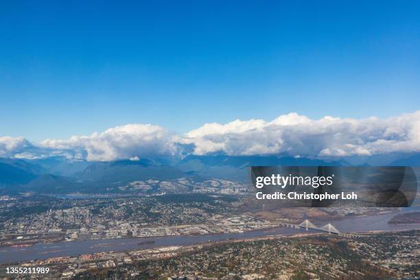 metro vancouver from above - langley british columbia stock-fotos und bilder