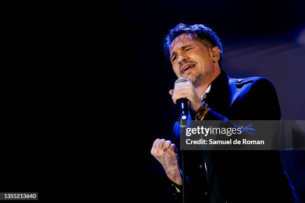 David de María performs during the Cadena Dial Awards on November 23, 2021 in Tenerife, Spain.