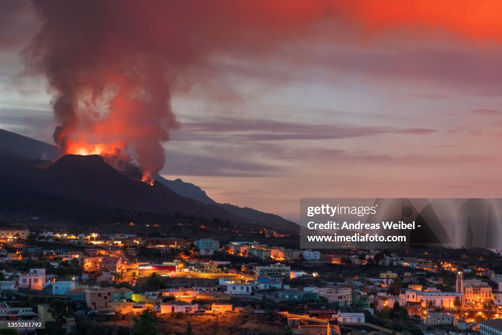 Amanecer con Volcán - Erupción Cumbre Vieja