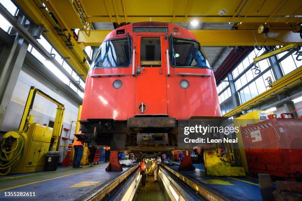 Bakerloo Train London Underground Bakerloo Photos and Premium High Res Pictures ...
