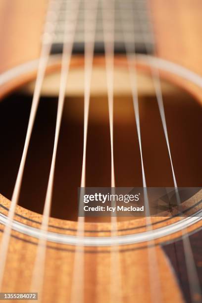 electro-acoustic guitar - r&b acoustic stock pictures, royalty-free photos & images