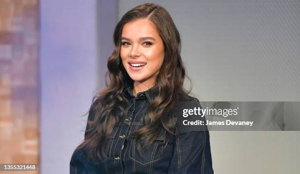 Hailee Steinfeld visits ABC's "Good Morning America" in Times Square on November 24, 2021 in New York City.