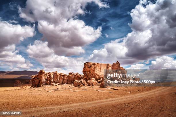 panoramic view of desert against sky,desierto de atacama,antofagasta,chile - antofagasta fotografías e imágenes de stock