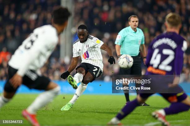 Neeskens Kebano of Fulham shoots from a free kick during the Sky Bet Championship match between Fulham and Derby County at Craven Cottage on November...