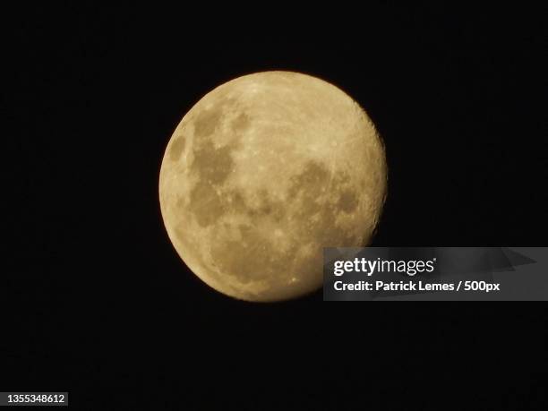 Low Moon 3,039 Low Moon Stock Photos, High-Res Pictures, and Images - Getty Images