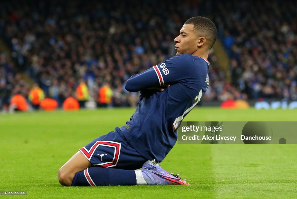 Manchester City v Paris Saint-Germain: Group A - UEFA Champions League