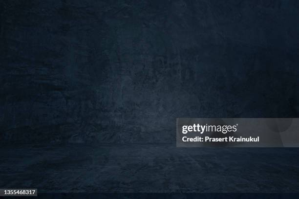 concrete countertop with concrete background - grauer hintergrund stock-fotos und bilder