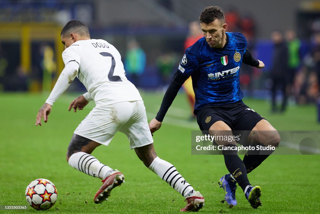 FC Internazionale v Shakhtar Donetsk: Group D - UEFA Champions League