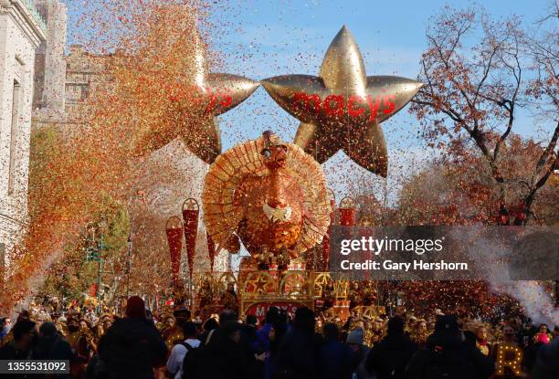 Confetti is fired in the air to start the Macy's Thanksgiving Day Parade on Central Park West on November 25, 2021 in New York City.