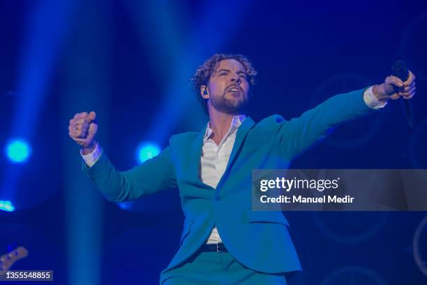 Spanish singer David Bisbal performs in concert at Palau Sant Jordi on November 25, 2021 in Barcelona, Spain.