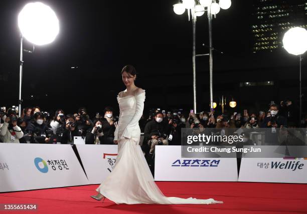 Actress Yoona attends the 42nd Blue Dragon Film Awards at KBS Hall on November 26, 2021 in Seoul, South Korea.