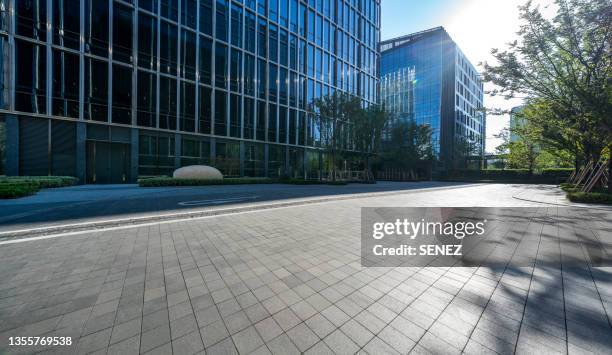 venue outside the modern city building - car park barrier stock pictures, royalty-free photos & images