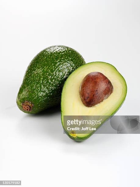 avocado - avocado stockfoto's en -beelden