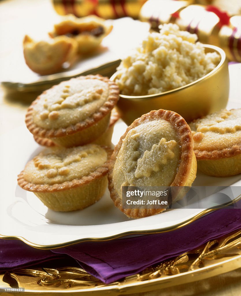 Mince pies with brandy butter