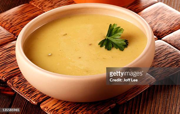 spicy parsnip soup - sopa images imagens e fotografias de stock
