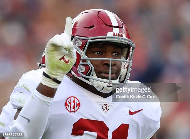 Will Anderson Jr. #31 of the Alabama Crimson Tide reacts after sacking TJ Finley of the Auburn Tigers during the first half at Jordan-Hare Stadium on...