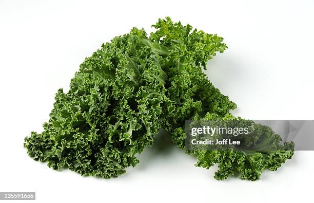 curly kale, close up - crucifers 個照片及圖片檔