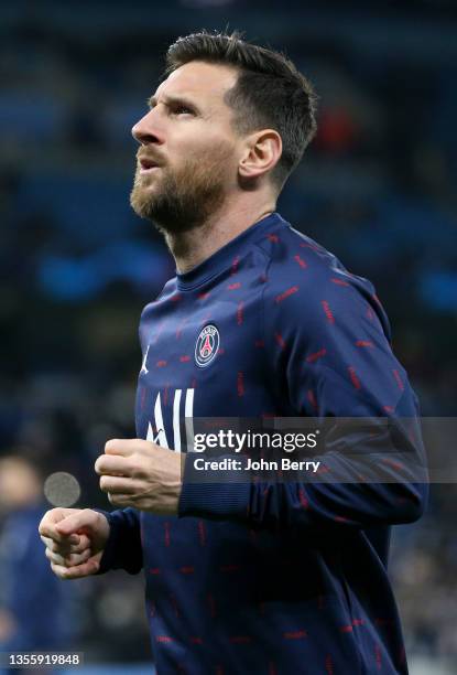 Messi Vs Manchester City Photos and Premium High Res Pictures - Getty ...