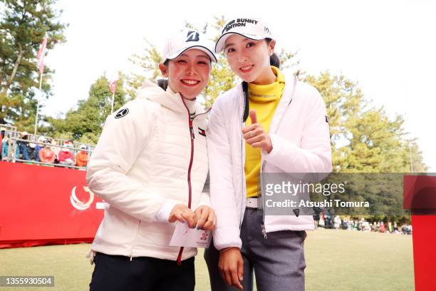 Yuri Yoshida of Japan and Chae-young Yoon of South Korea pose on the 1st tee during the final round of the JLPGA Tour Championship Ricoh Cup at the...