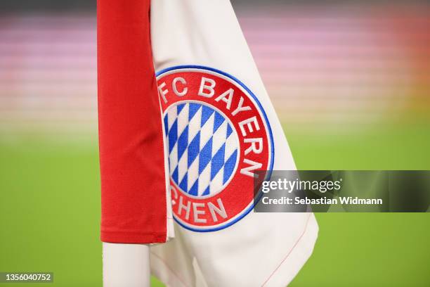 The logo of FC Bayern München is seen on a corner flag prior to the Bundesliga match between FC Bayern München and DSC Arminia Bielefeld at Allianz...