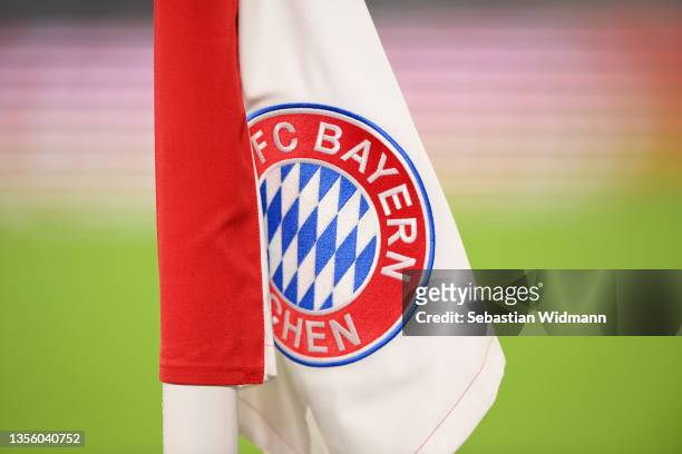 The logo of FC Bayern München is seen on a corner flag prior to the Bundesliga match between FC Bayern München and DSC Arminia Bielefeld at Allianz...