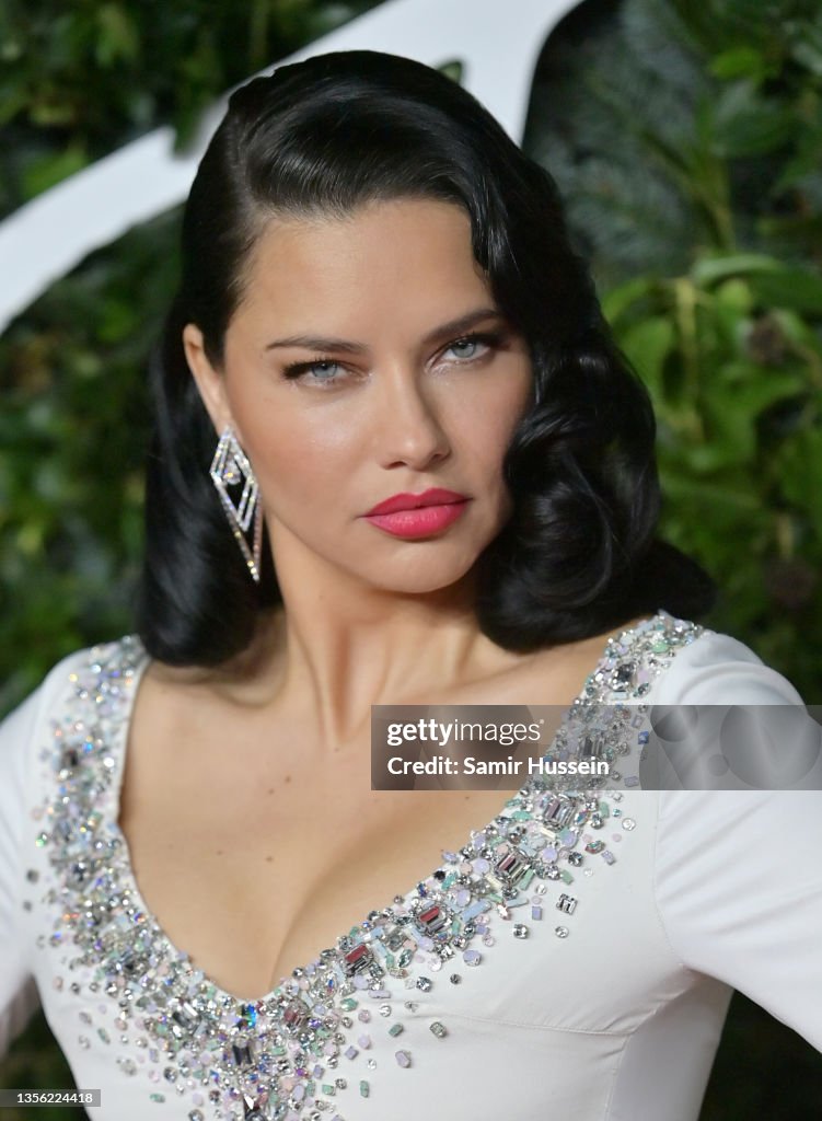 The Fashion Awards 2021 - Red Carpet Arrivals