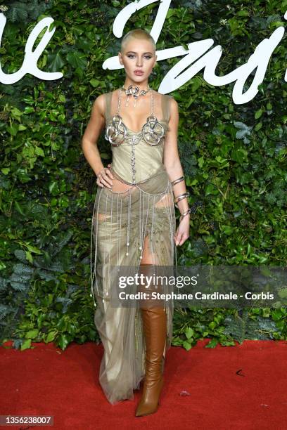 Iris Law attends The Fashion Awards 2021 at the Royal Albert Hall on November 29, 2021 in London, England.