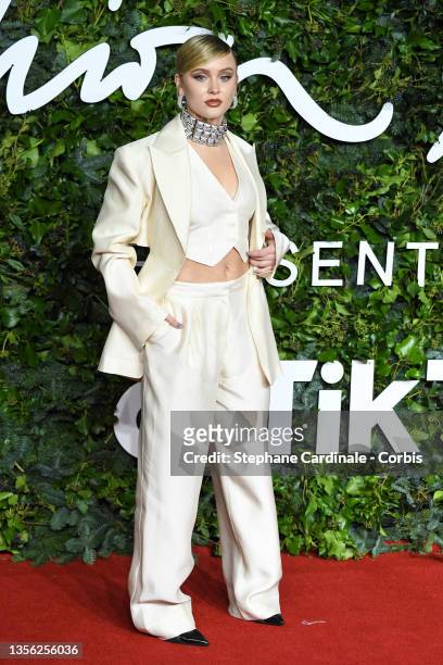 Zara Larsson attends The Fashion Awards 2021 at the Royal Albert Hall on November 29, 2021 in London, England.
