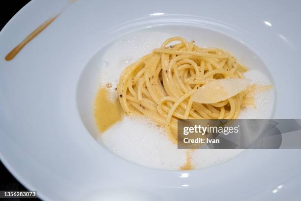 luxury fine dining,  white truffle pasta noodles - bechamel sauce stock pictures, royalty-free photos & images