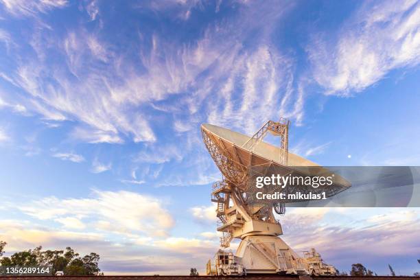 radio telescope - satellite dish bildbanksfoton och bilder