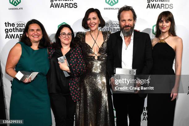 Talia Kleinhendler, Osnat Handelsman-Keren, Maggie Gyllenhaal, Peter Sarsgaard, and Dakota Johnson pose backstage in the GreenSlate Greenroom At The...