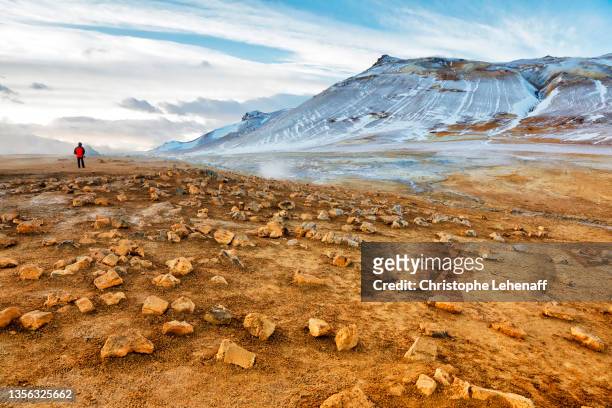 hverir geothermal sources, iceland - myvatn stock pictures, royalty-free photos & images