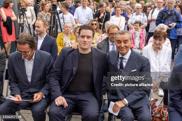 June 2023, Hesse, Frankfurt/M.: Dominik Elstner , son of Hannelore Elsner, and Michel Friedmann , lawyer and TV presenter, attend the inauguration of...
