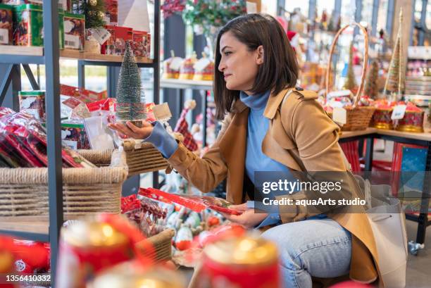 christmas shopping - supermarket interior stock pictures, royalty-free photos & images