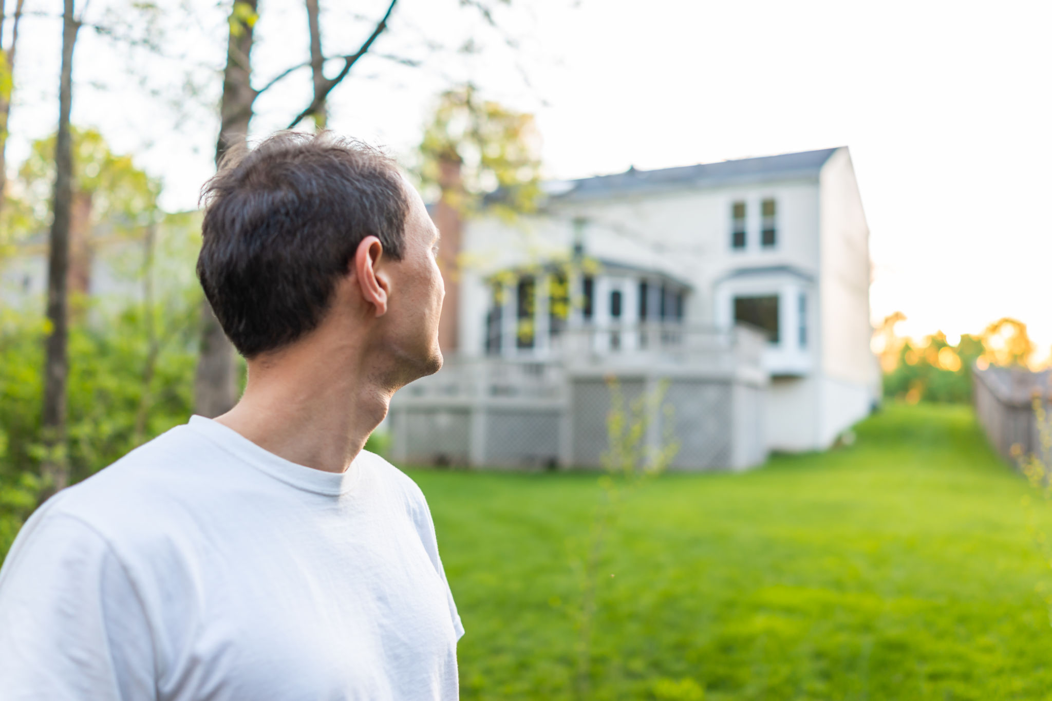 homeowner happy lawn
