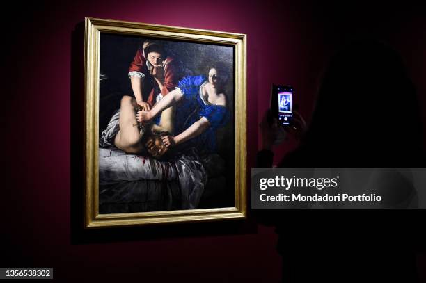 The exhibition Caravaggio and Artemisia: Giuditta's challenge was inaugurated at Palazzo Barberini. Violence and seduction in painting between the...