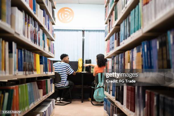 Public Library Computers Photos and Premium High Res Pictures - Getty ...