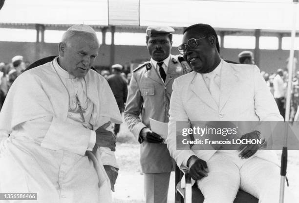Le Président André Kolingba, lors de la viste du Pape Jean-Paul II en centrafrique, le 14 août 1985.