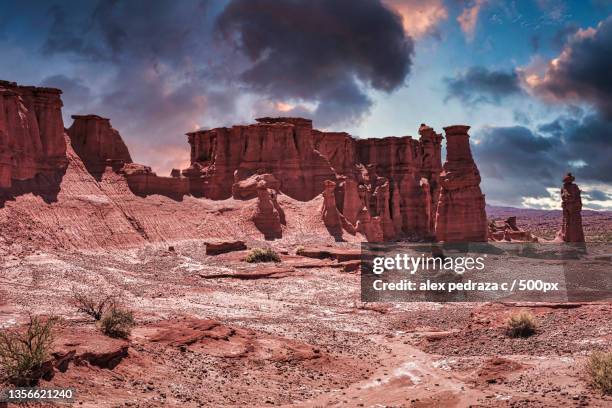 talampaya national park,panoramic view of rock formations against sky,parque nacional talampaya,argentina - la rioja foto e immagini stock