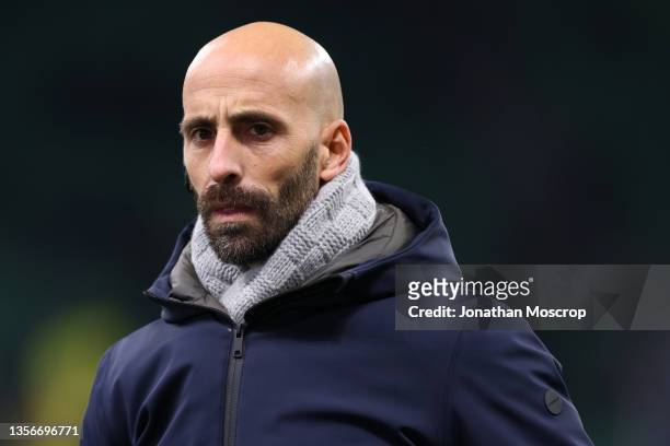 Former footballer Borja Valero now working as a commentator for DAZN is seen prior to kick off in the Serie A match between FC Internazionale v...