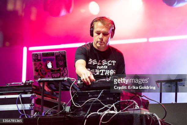 Shepard Fairey performs at presented by Marshland, Magnus and FloodFM.com at Maps Backlot during Art Basel Miami on December 01, 2021 in Miami,...
