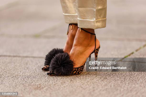54,879 Animal Print Heels Photos and Premium High Res Pictures - Getty  Images